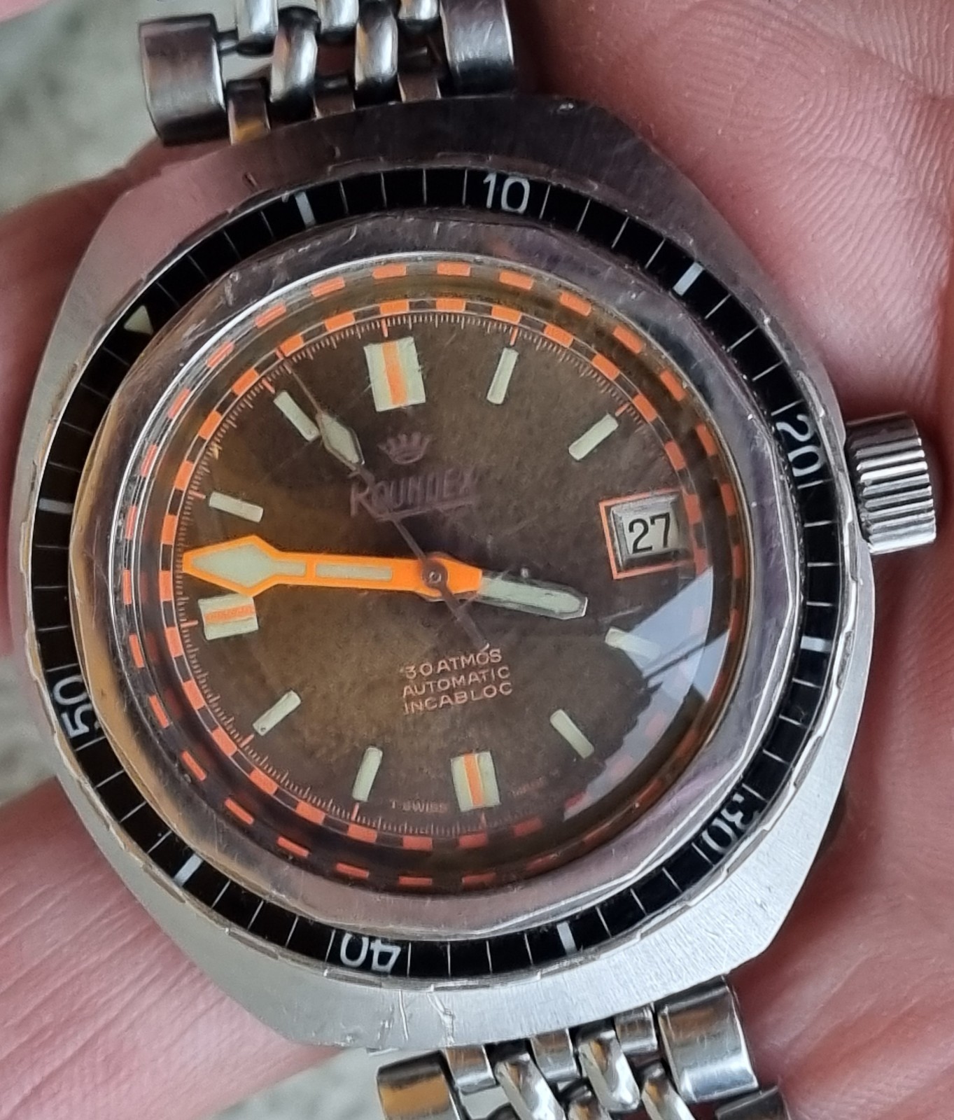 Rare Roundex Sub 30 Atm Automatic-date Bakelite Vintage Watch Swiss Big Casse