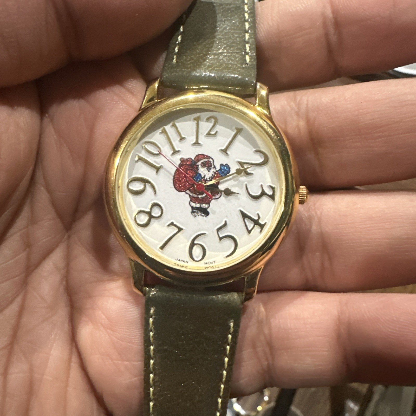 Working Vintage Santa Claus WATCH 36mm Green Shining Strap Unisex Fit 7.5in