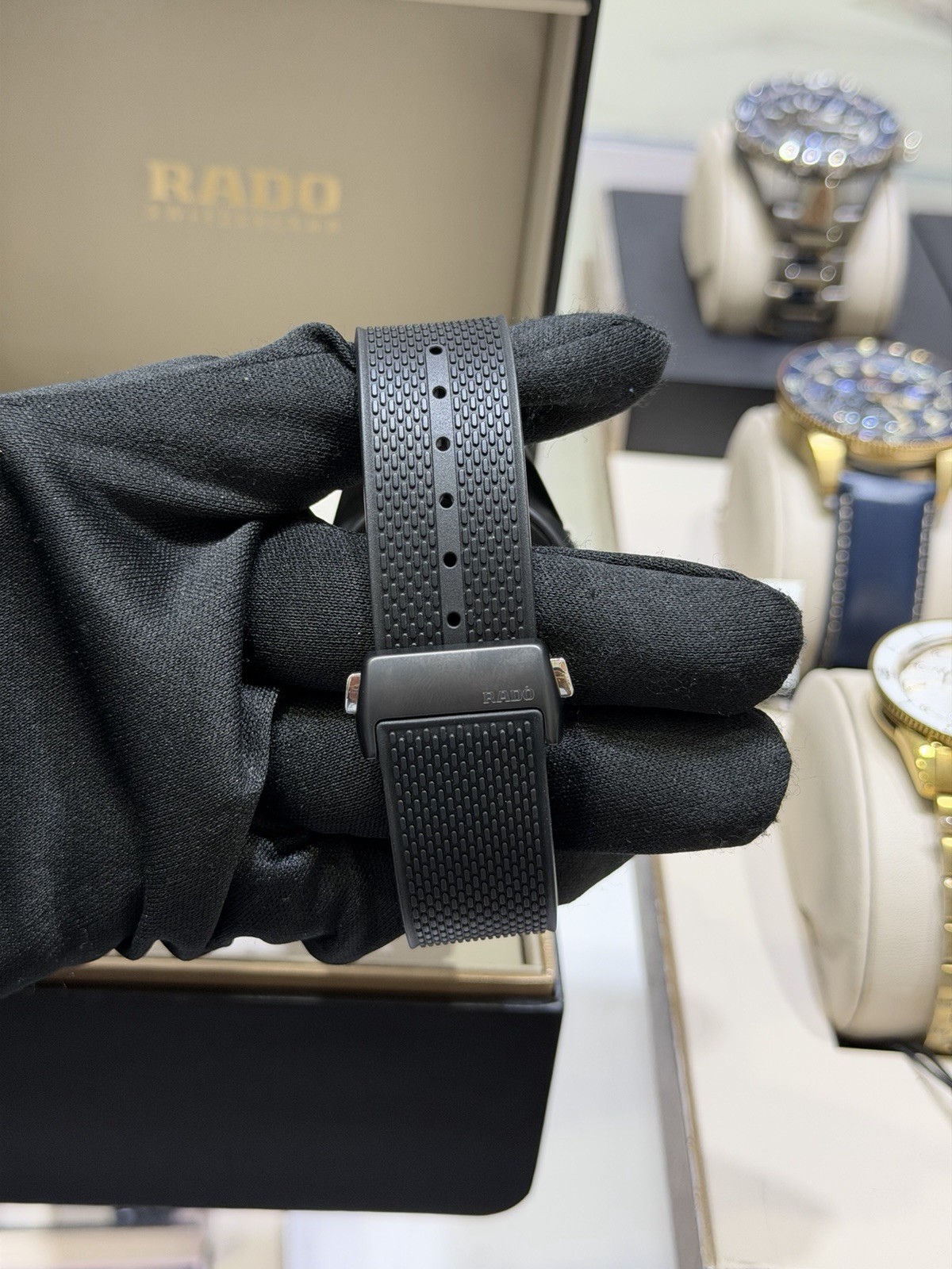 New Rado Captain Cook 43MM Automatic Black Dial Men’s Watch R32127156