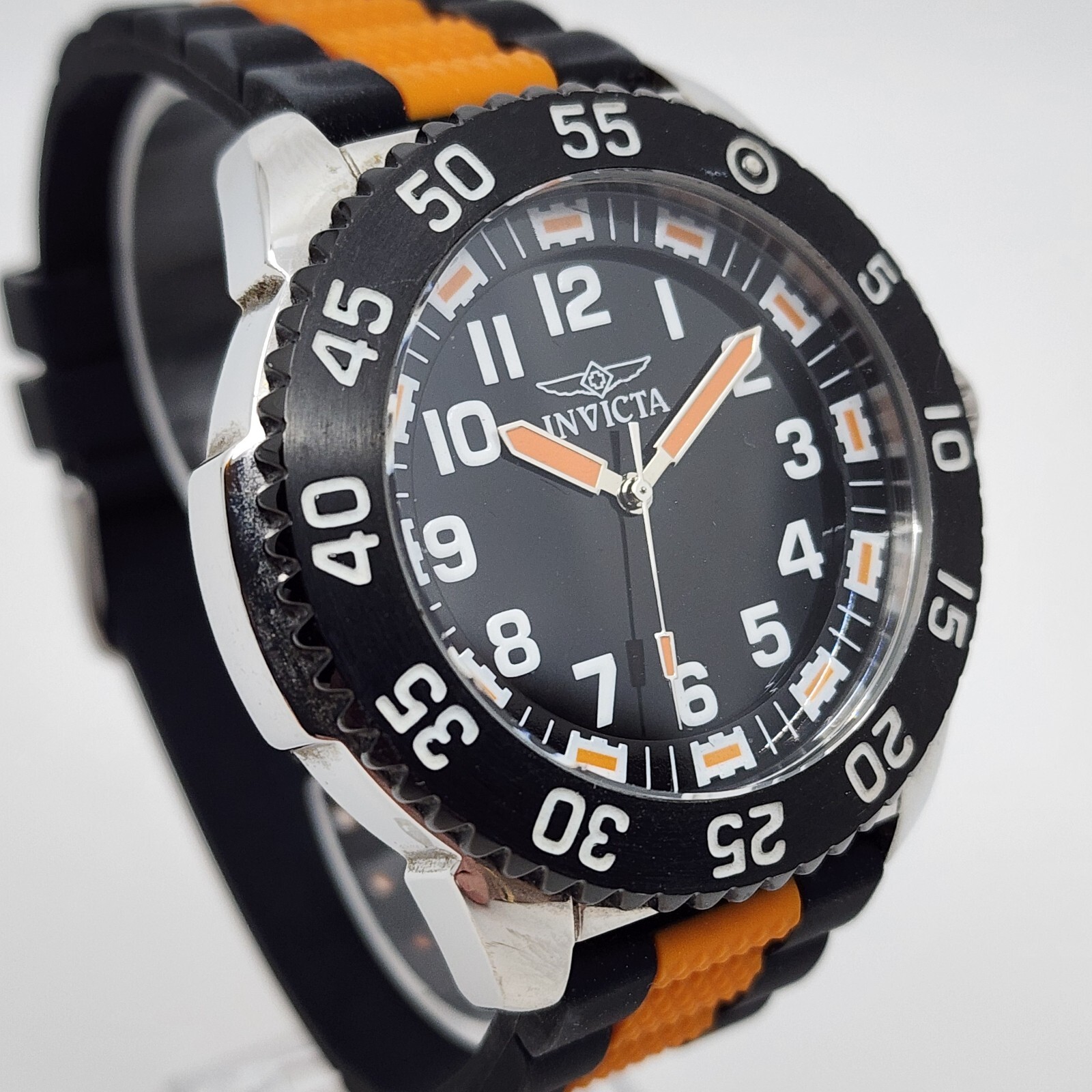 RARE SCARCE Invicta Specialty Model 1100 48mm Quartz 100m Diver