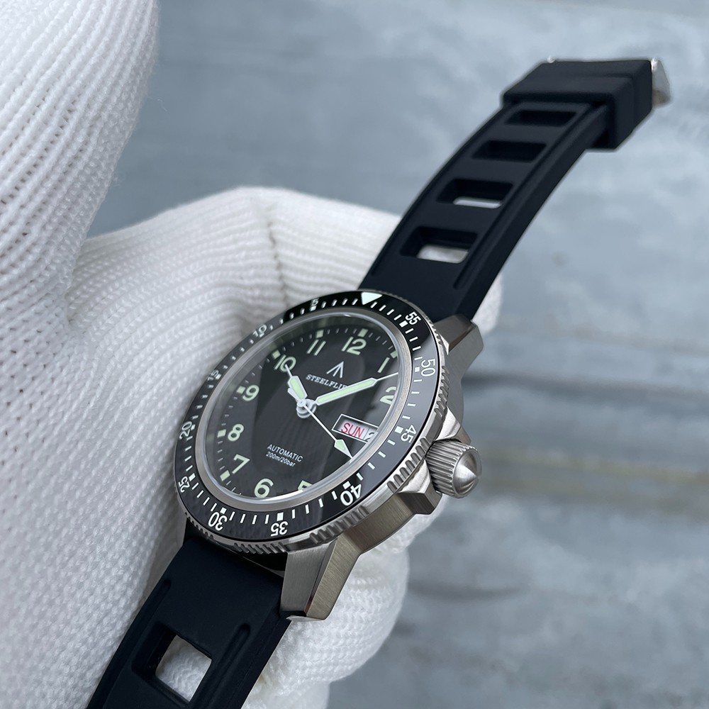 Steeldive Steelflier SF787, Classic Pilot, NH36, Sapphire, Lume, Diving, Rubber