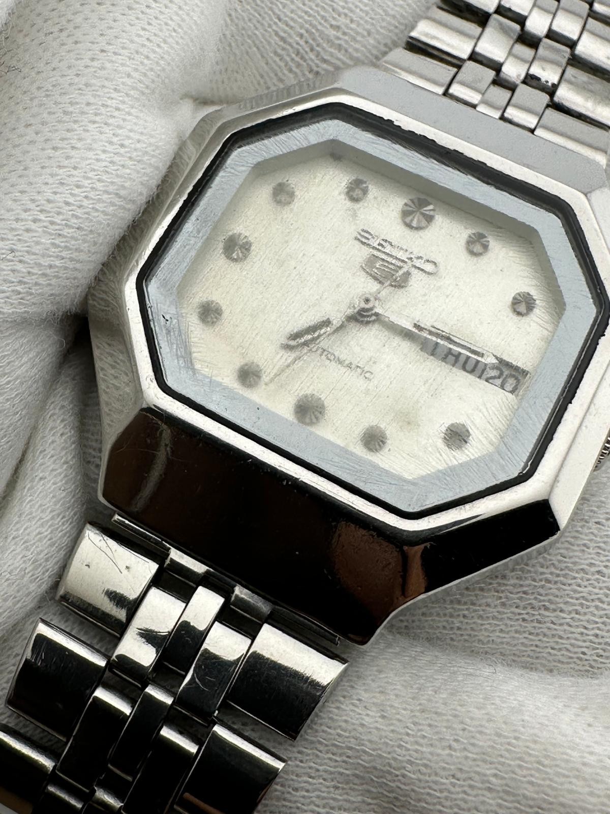 Vintage Seiko 5 Automatic Authentic Japan Made Men’s Wrist Watch