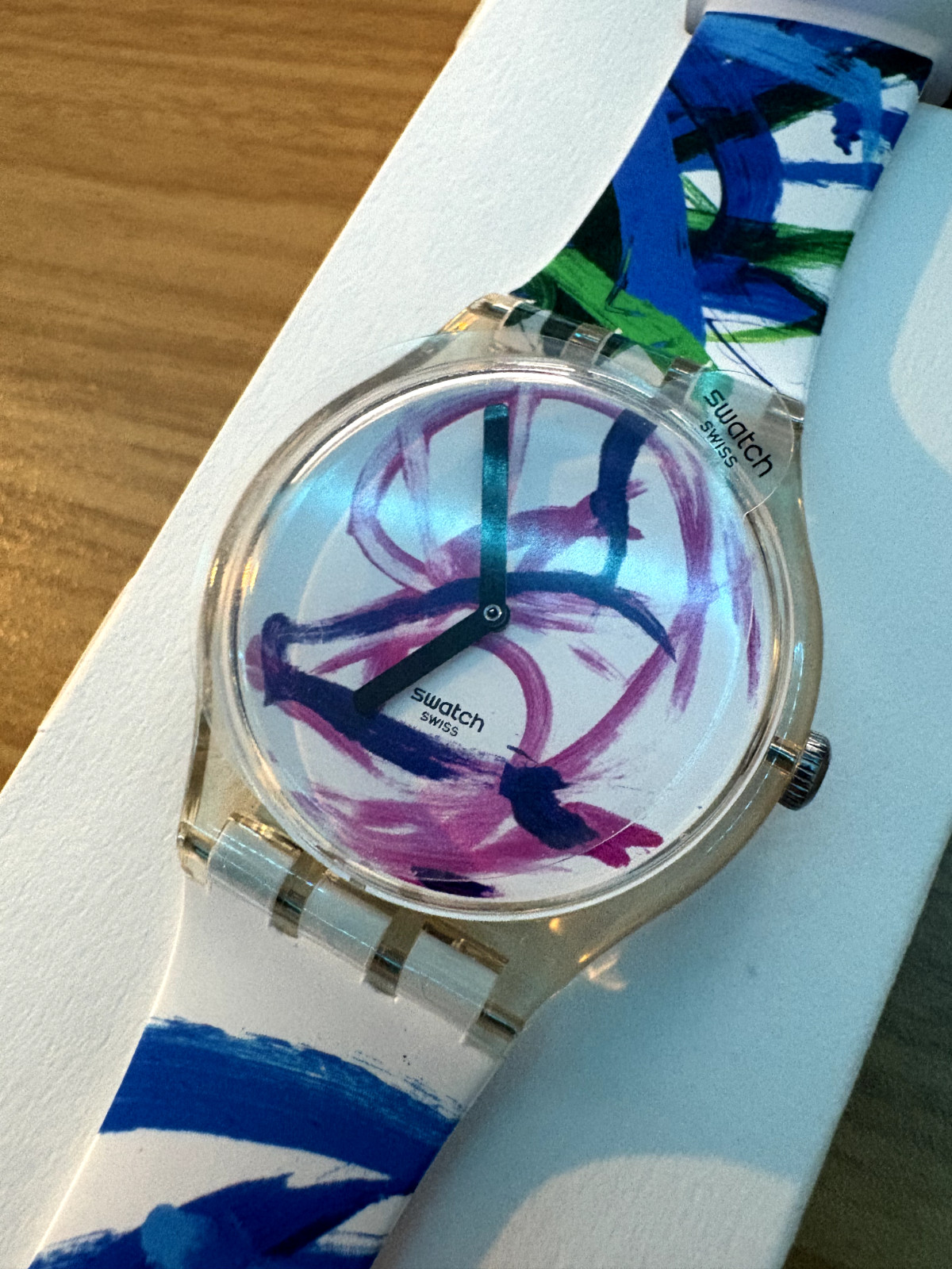 Swatch “Flying Pig” by Ms. Pigcasso (SUOZ299S) – Numbered 1335/2019-Brand new
