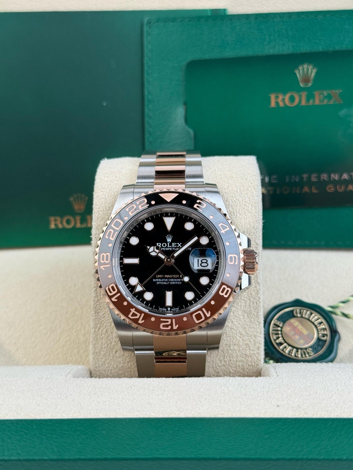 Rolex GMT-Master II 40 Root Beer Black Oyster 2023 Preowned 126711CHNR