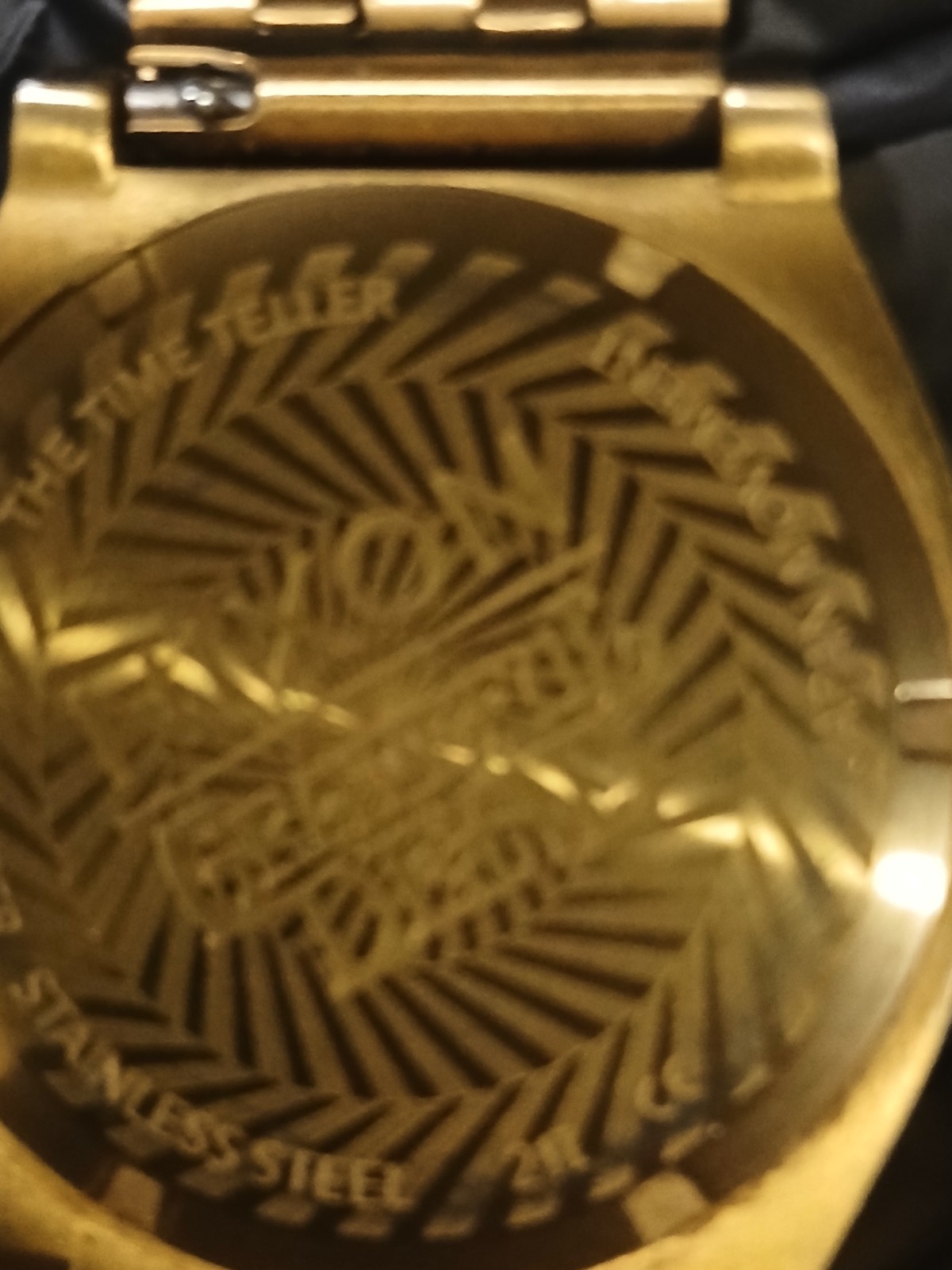 nixon dancing bears grateful dead watch stainless steel back lettering perfect c