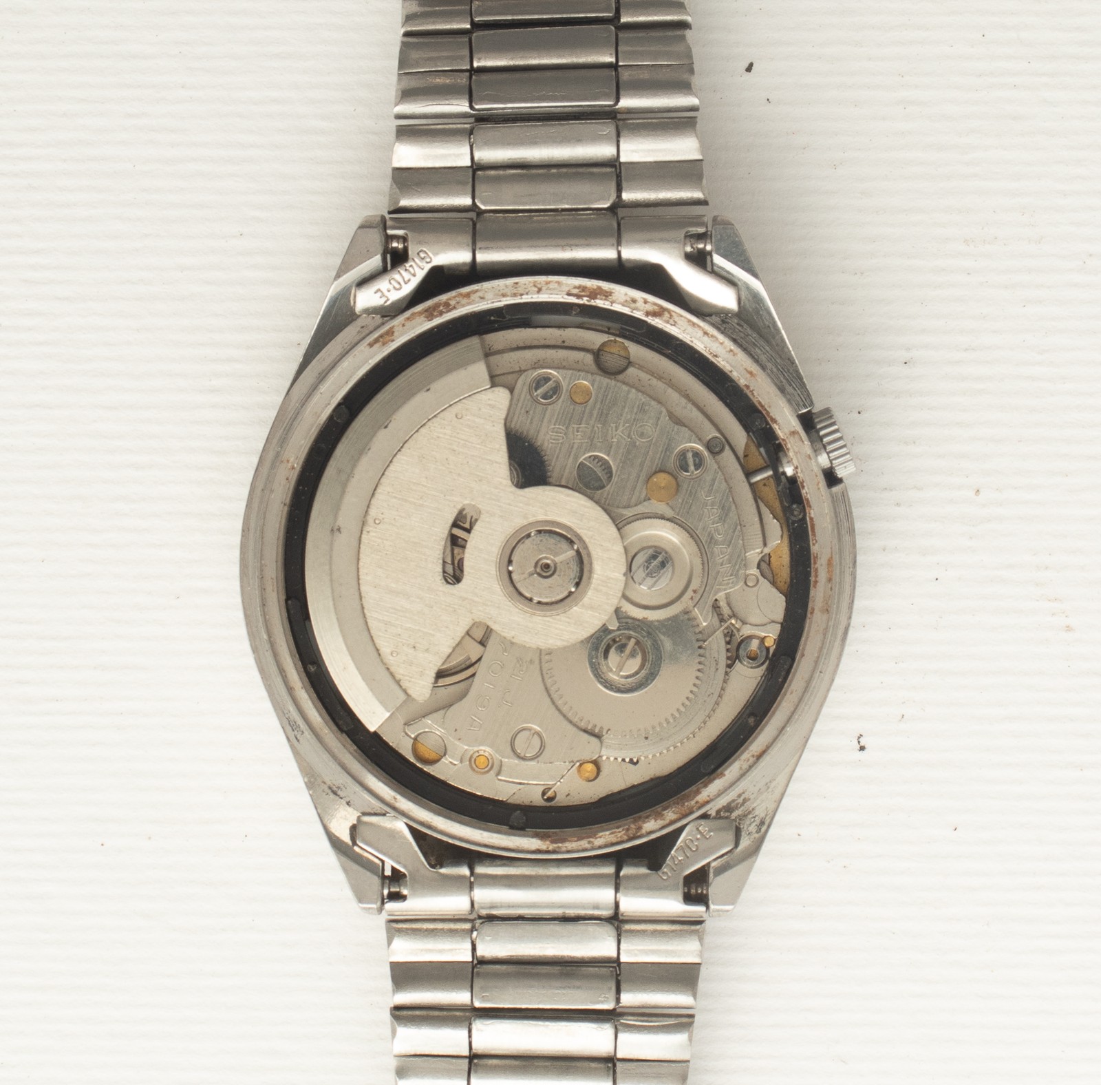 Vintage Seiko 5 Automatic Watch 7019-6081 Gold Chevron Dial Arabic English Day