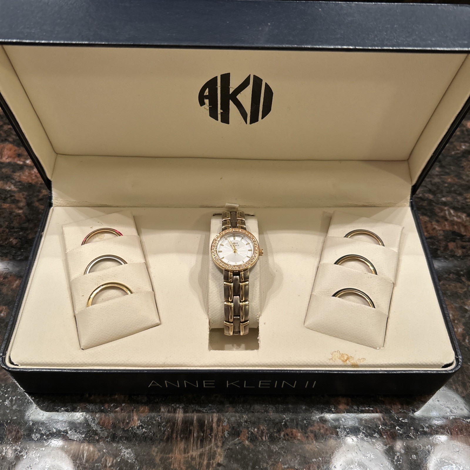 Anne Klein II Watch Women’s Vintage Analog Quartz w/Changeable Bezels