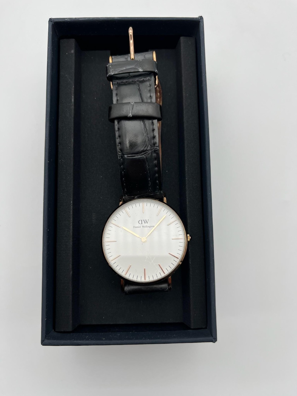 Daniel Wellington Mens Watch White Dial Rose Gold Stainless Steel Black Leather