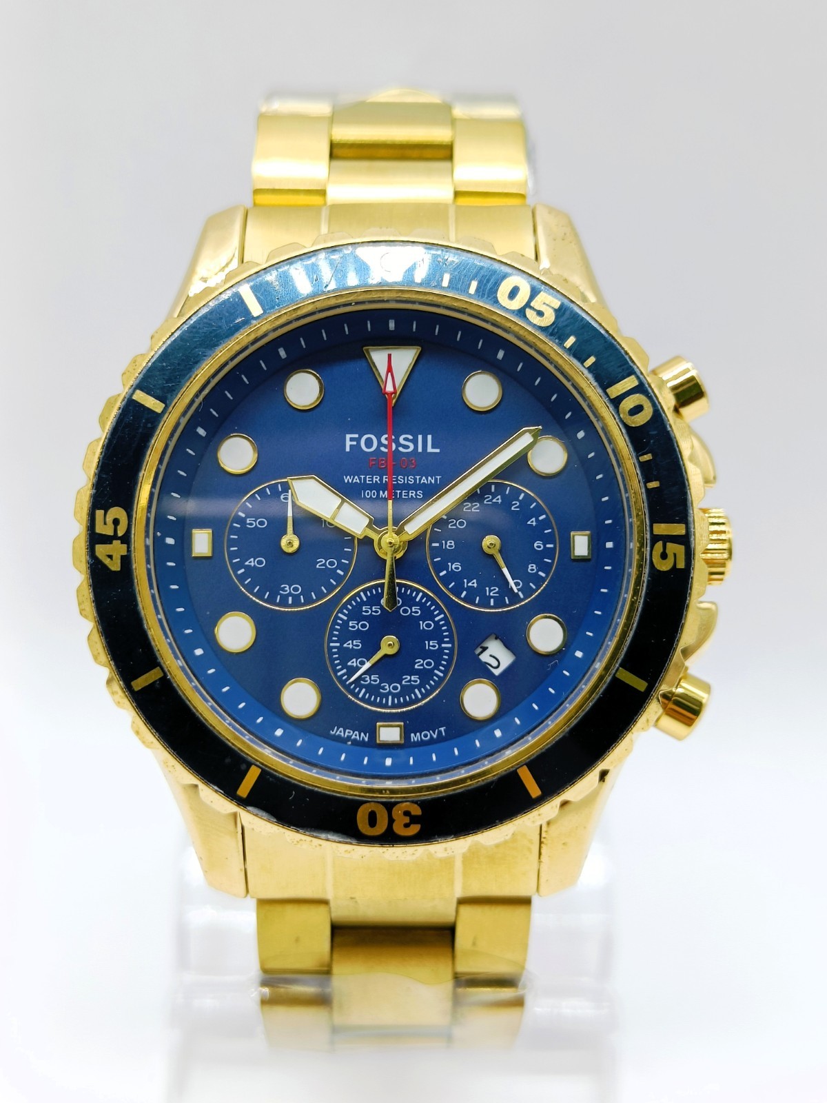 Amazing Fossil Chronograph Date Indicator Quartz Analog Men’s Wrist Watch