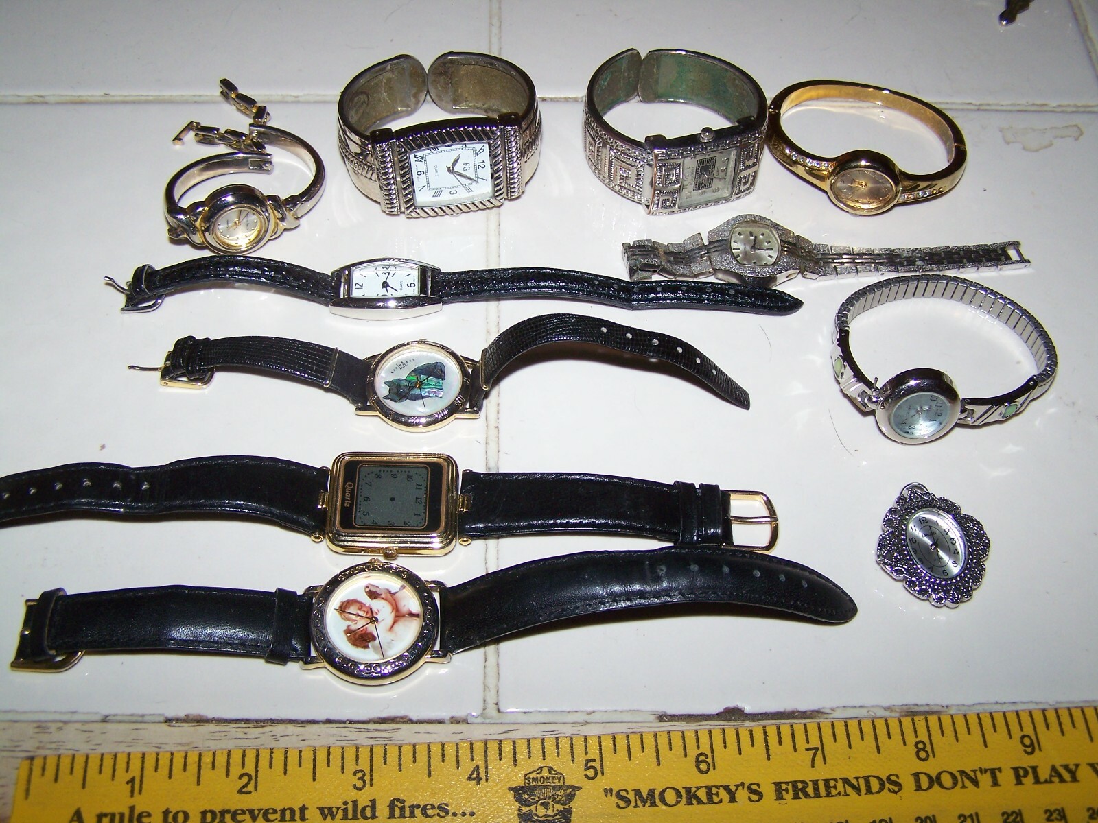Vintage mix Lot of 11 Ladies Watches and bands Untested Cat watch