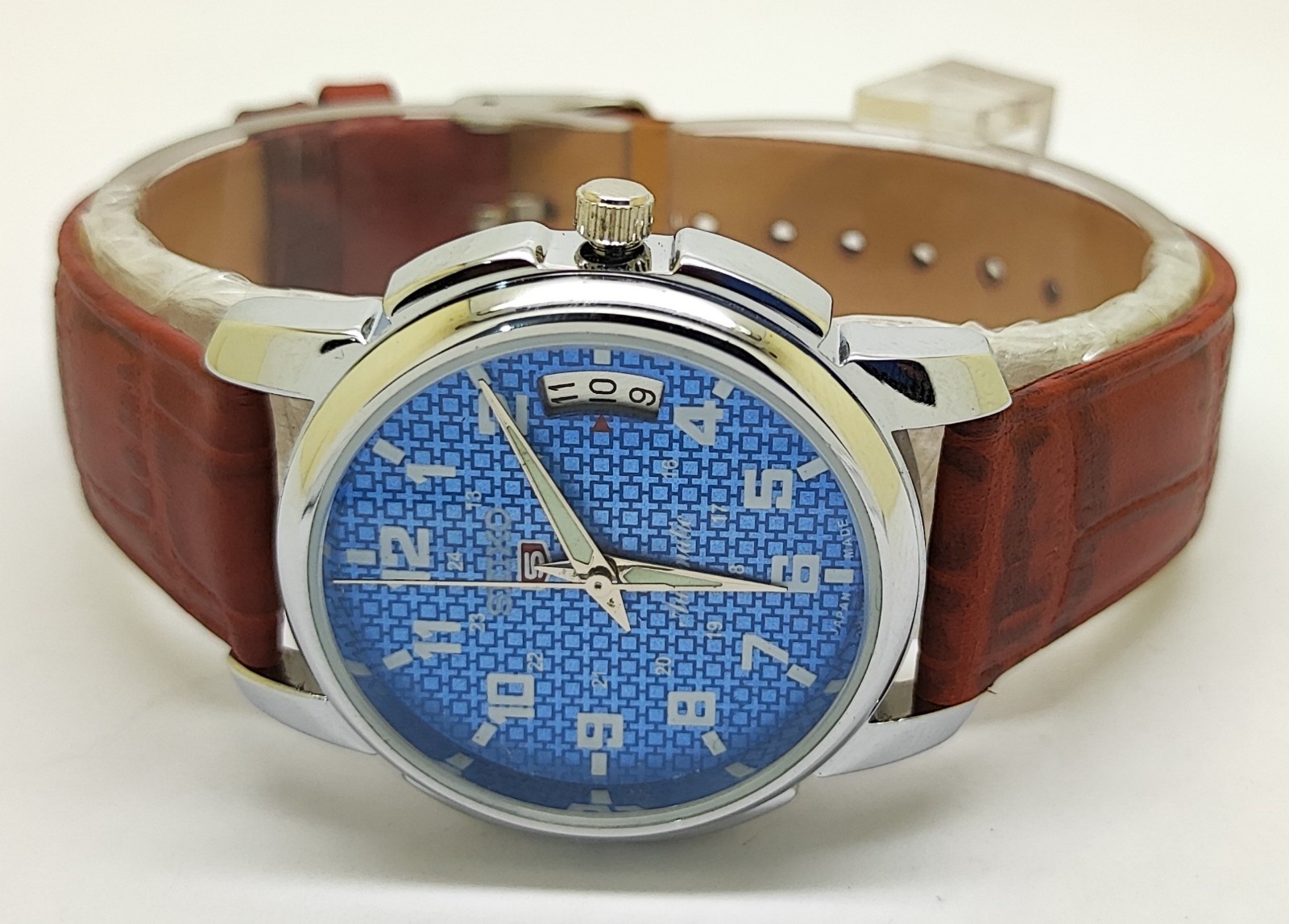 Refurbished Automatic Men’s Watch Day Date | Classic Vintage Style Leather Strap