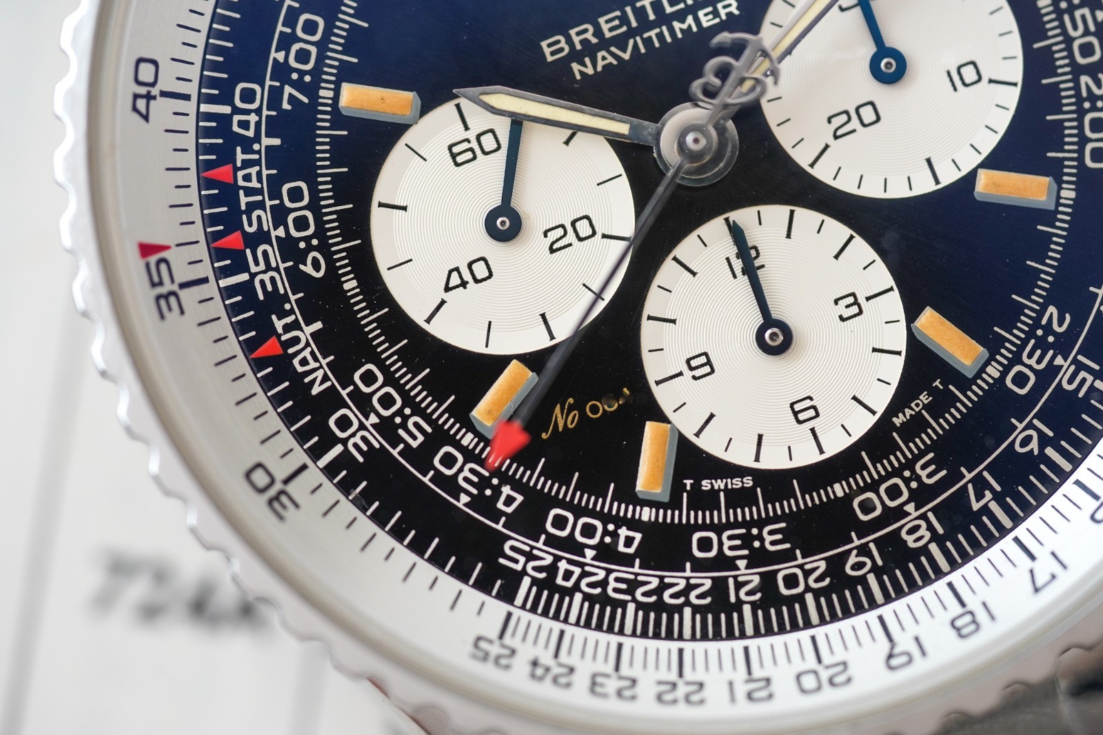 Breitling Navitimer A11022 “Japan Special” Men’s 41.5mm Steel Manual Wind Watch