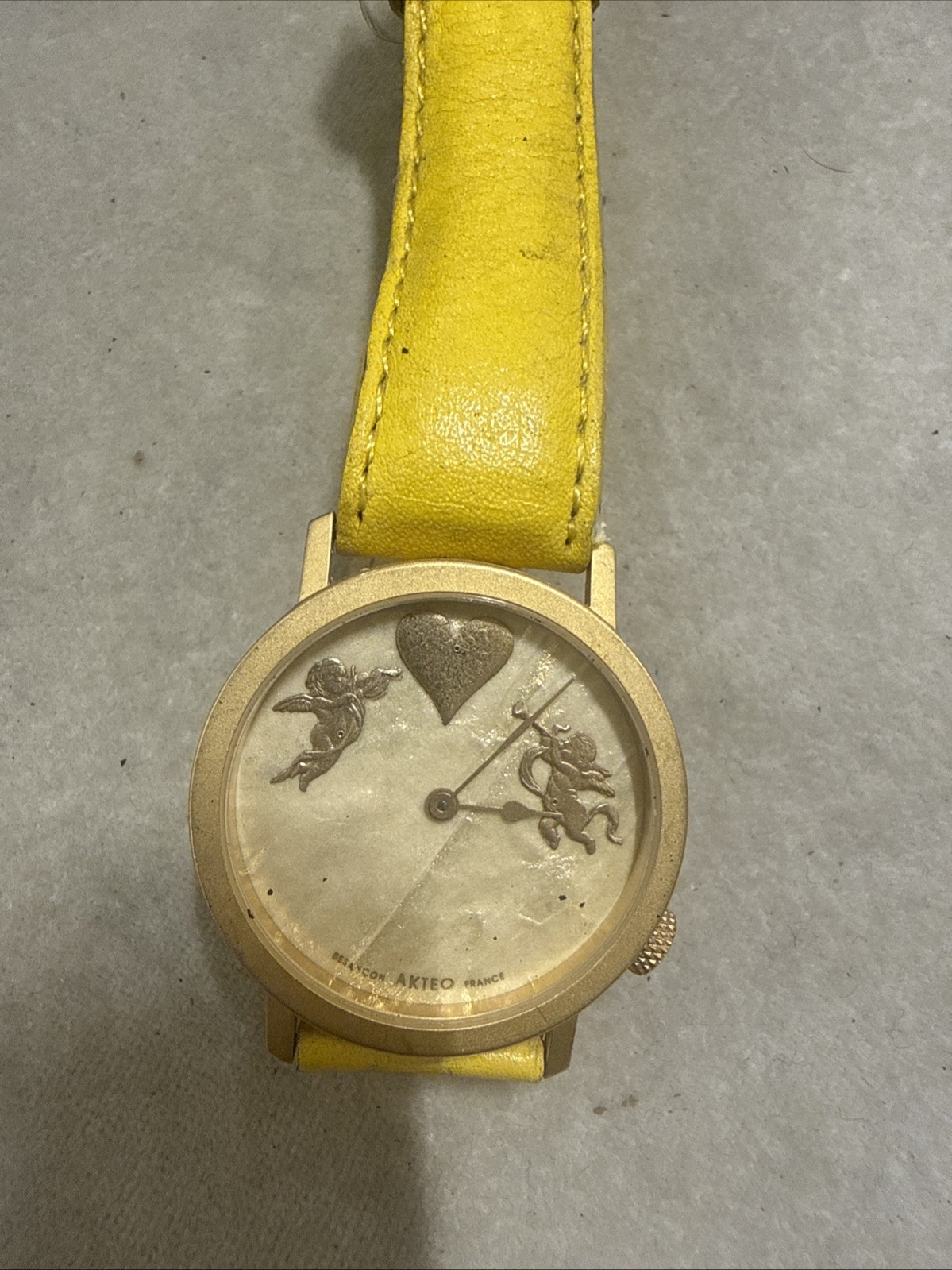 akteo watch