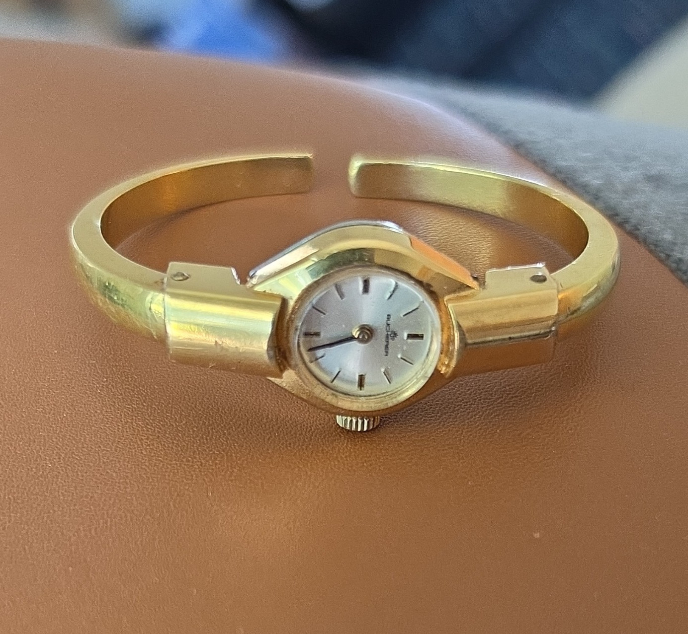 Bucherer Vintage Women’s Manual Wind Watch Gold Tone Bangle Silver Dial 17J