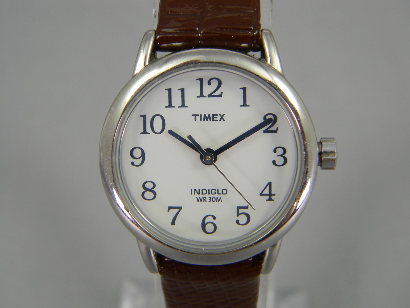 Timex Indiglo Watch Women Easy Reader 25mm New Leather Band New Battery