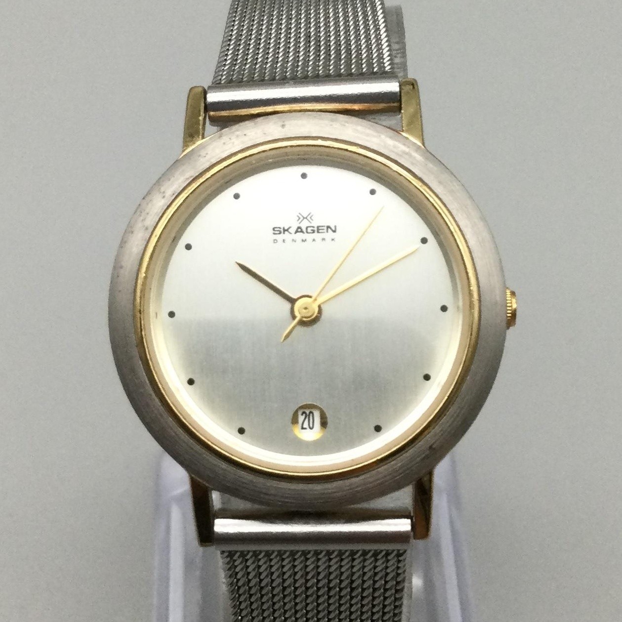 Skagen Womens Watch 28mm Two Tone Silver Dial Mesh Steel Date 16SGS New Battery