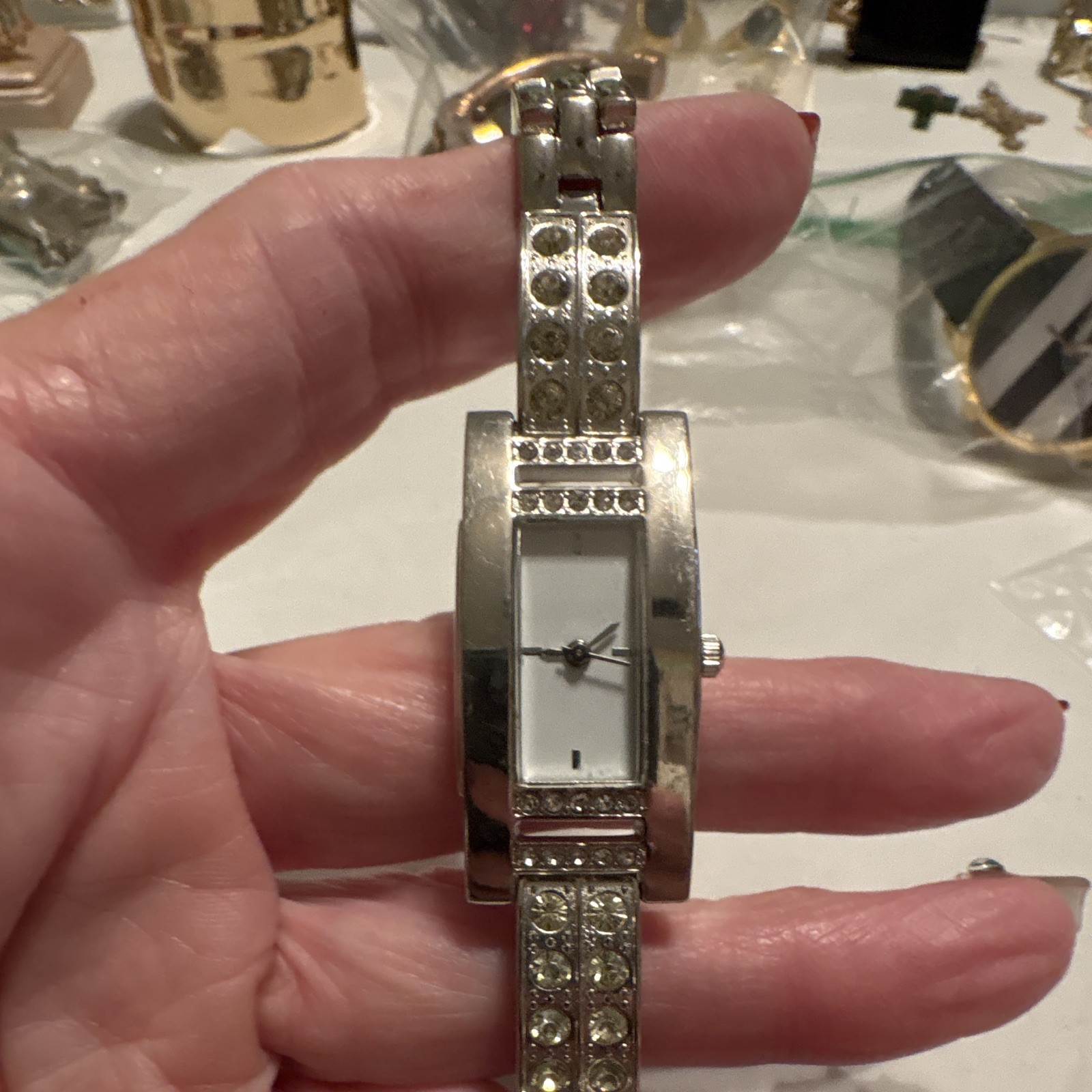 Women’s Silver Tone Rectangle Analog Wristwatch Metal Bracelet Stick Indexes