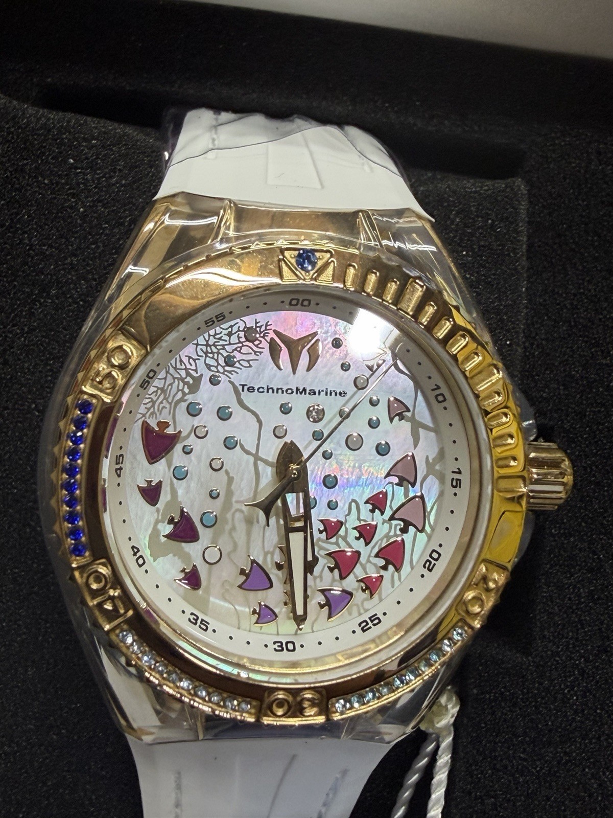 NEW! TechnoMarine Cruise Dream TM-121002 Women’s 40mm Gold Mother of Pearl Face