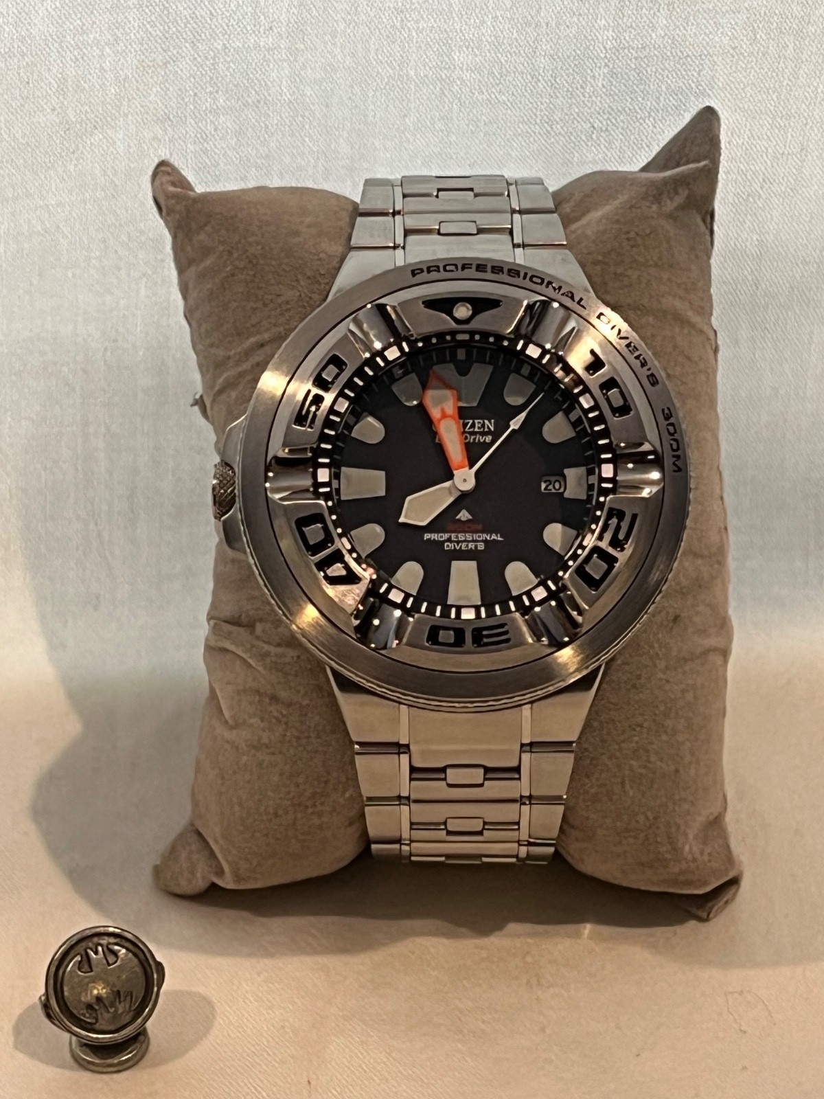 Citizen “Eco-Zilla” – BJ8050-59E , 300M Professional Diver – OnBracelet – Rare