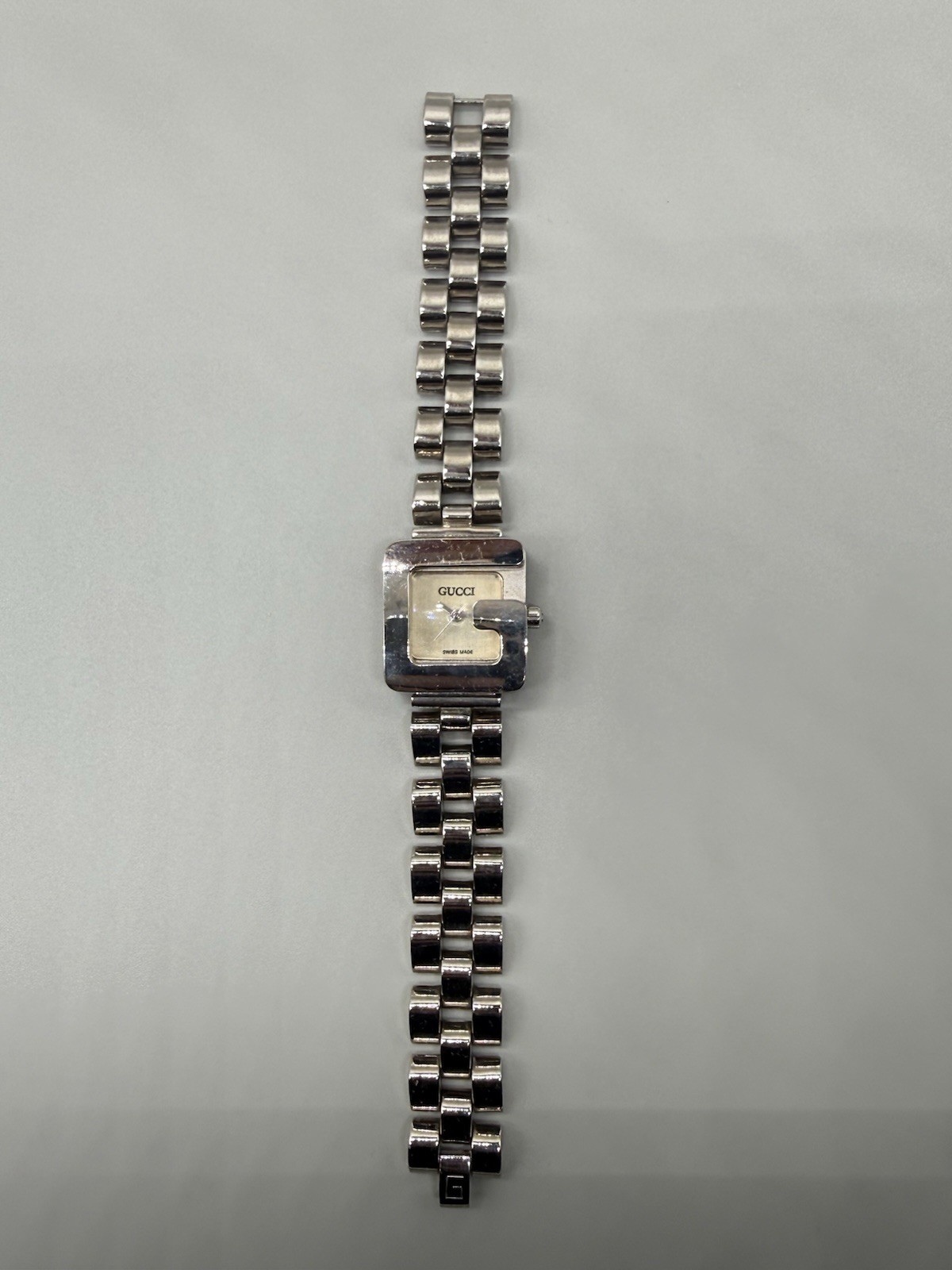 Gucci 3600L Guccissimo Watch – Stainless Steel “G” Bezel – Swiss Made – Running