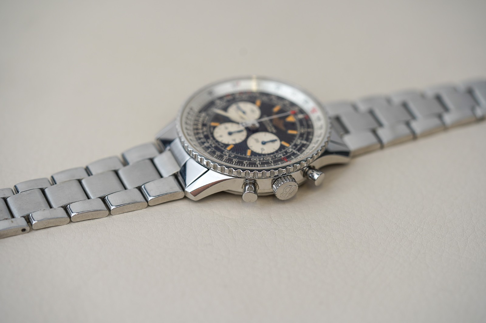 Breitling Navitimer A11022 “Japan Special” Men’s 41.5mm Steel Manual Wind Watch
