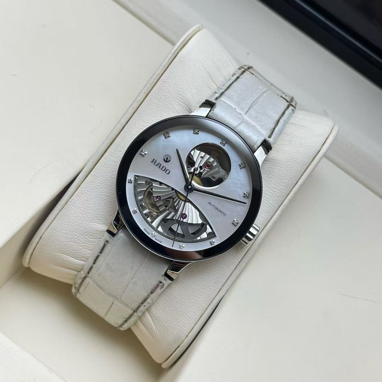 Rado White Recessed design Dial Centrix R30245905 Women’s Watch Automatic 33mm