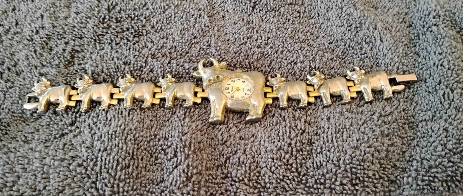Xanadu Gold & Silver Tone Cow Statement Watch 7″ Farm Animal Vintage As Is