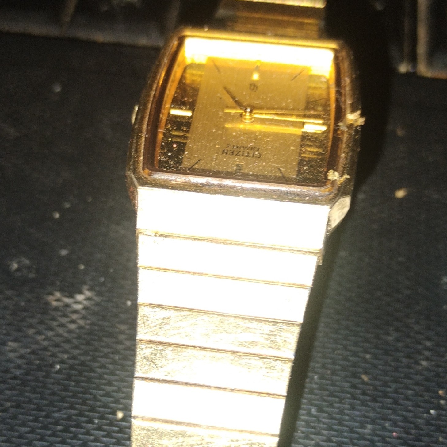 Citizen Quartz Gold-Tone Rectangular Analog Watch Gold Dial Missing Back Cover