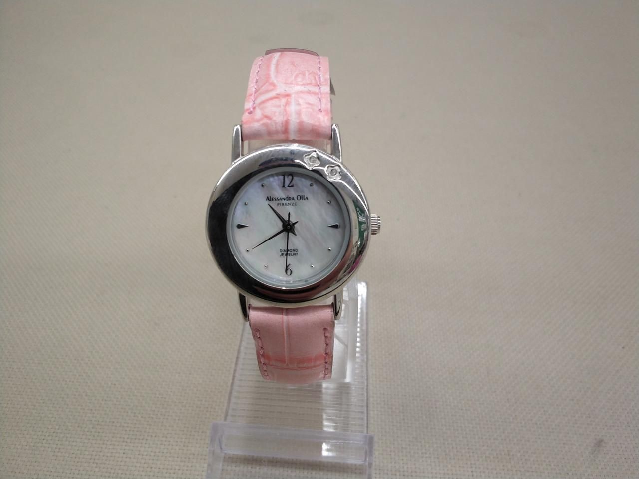 ALESSANDRA OLLA Quartz AO-6900 Used