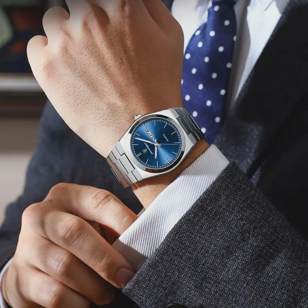 POEDAGAR Men Waterproof Luminous Date Week Stainless Steel Casual Quartz Watch