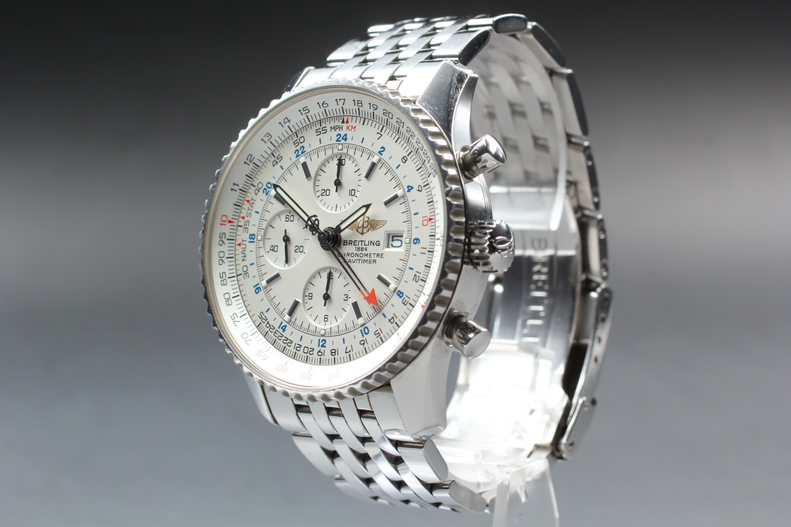 Breitling Navitimer World 46mm White Chronograph GMT Automatic Steel – A24322