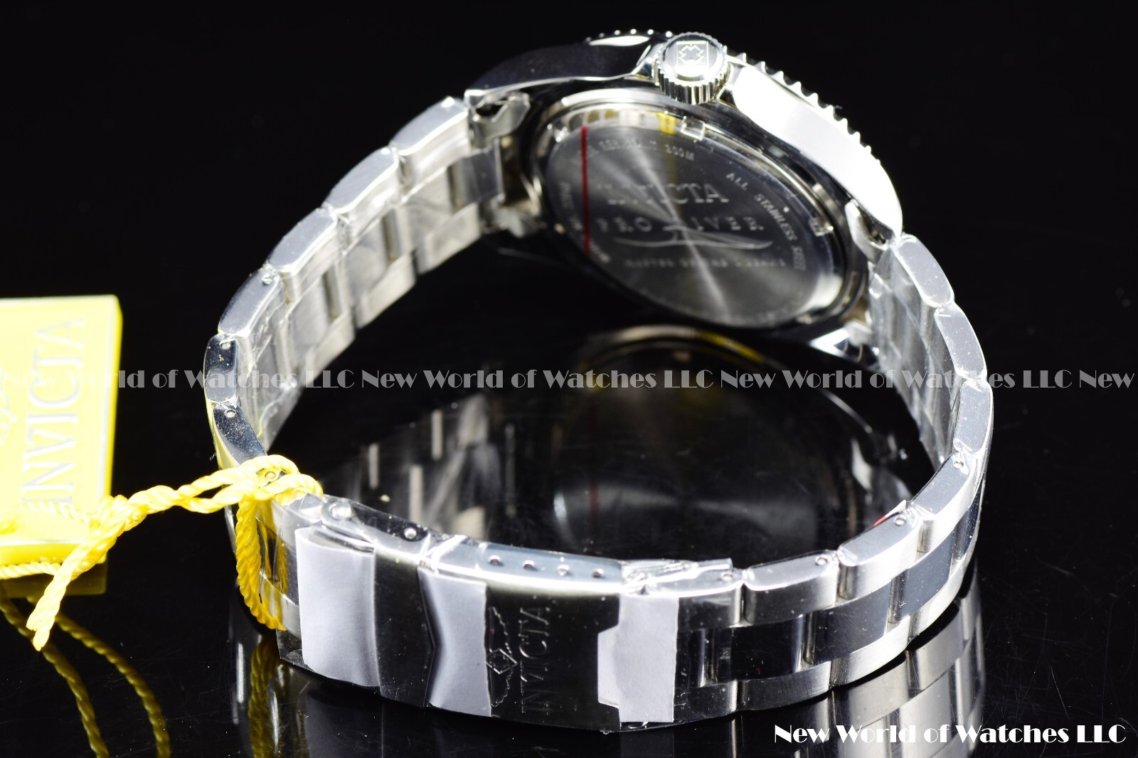 Invicta Men’s Pro Diver Silver Dial Diamond Bezel Stainless Steel Bracelet Watch