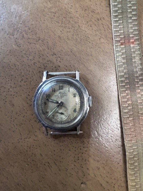 Vintage Mido Multifort Extra Super Automatic, Runs, Great Patina on Dial