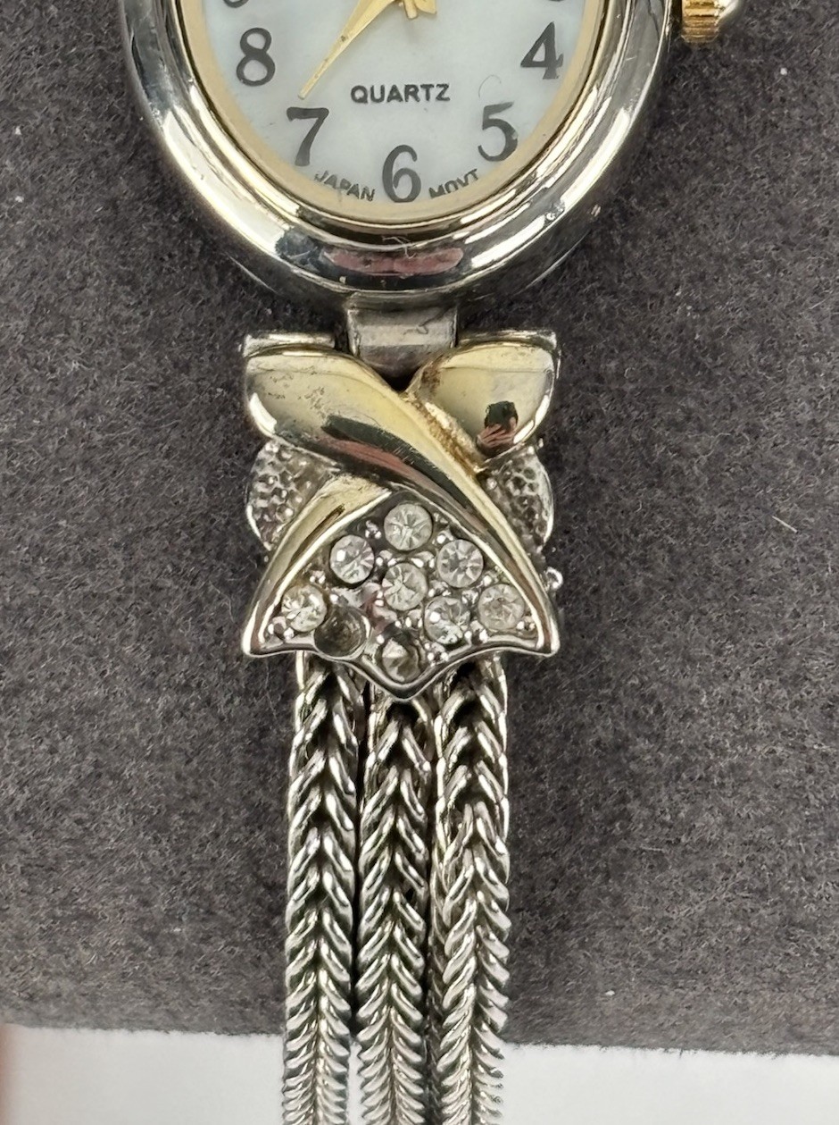 Wincci 18mm Sterling Silver Plated Quartz Watch w/Bracelet & New Battery