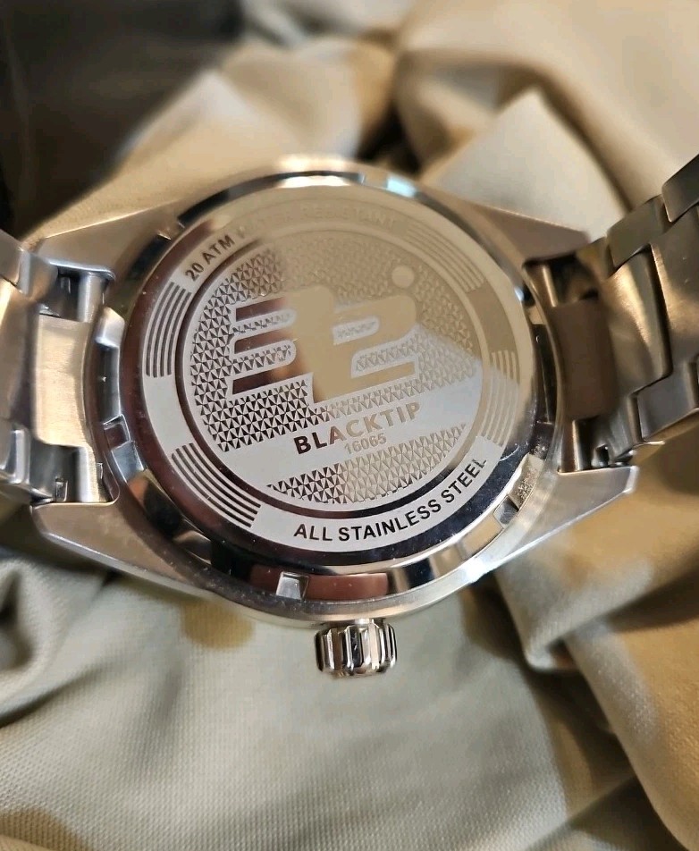 32 Degrees Blacktip Men’s Quartz Divers Watch 20atm/200m 46mm Case, 16065