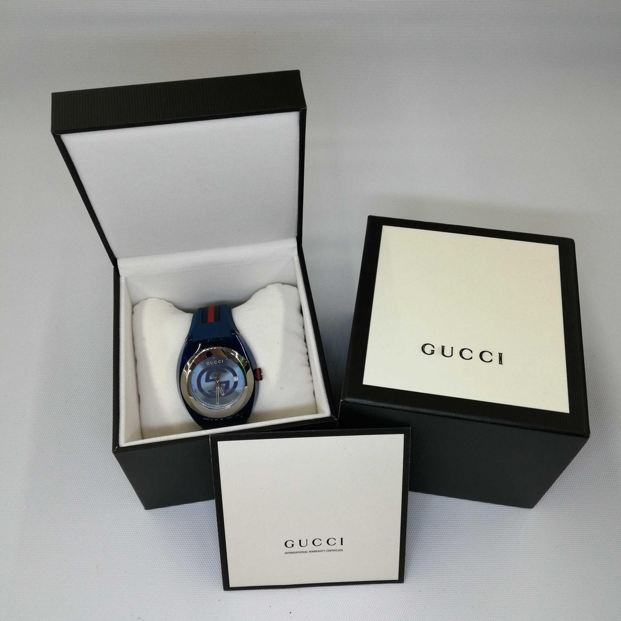 GUCCI Model number YA137104A watch