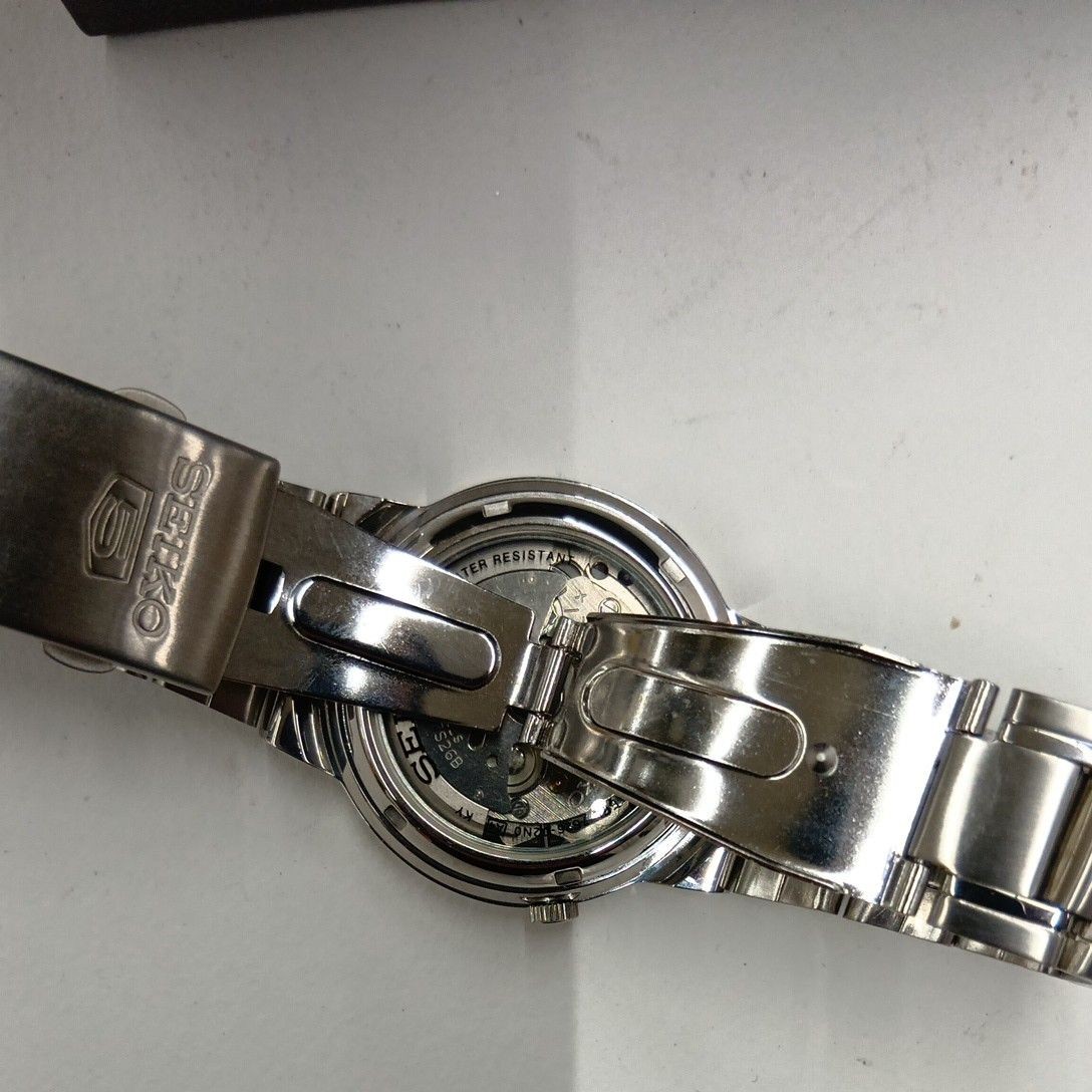 Beautiful Condition Seiko 5 Automatic Blue 7S26 02N0 Transparent Back