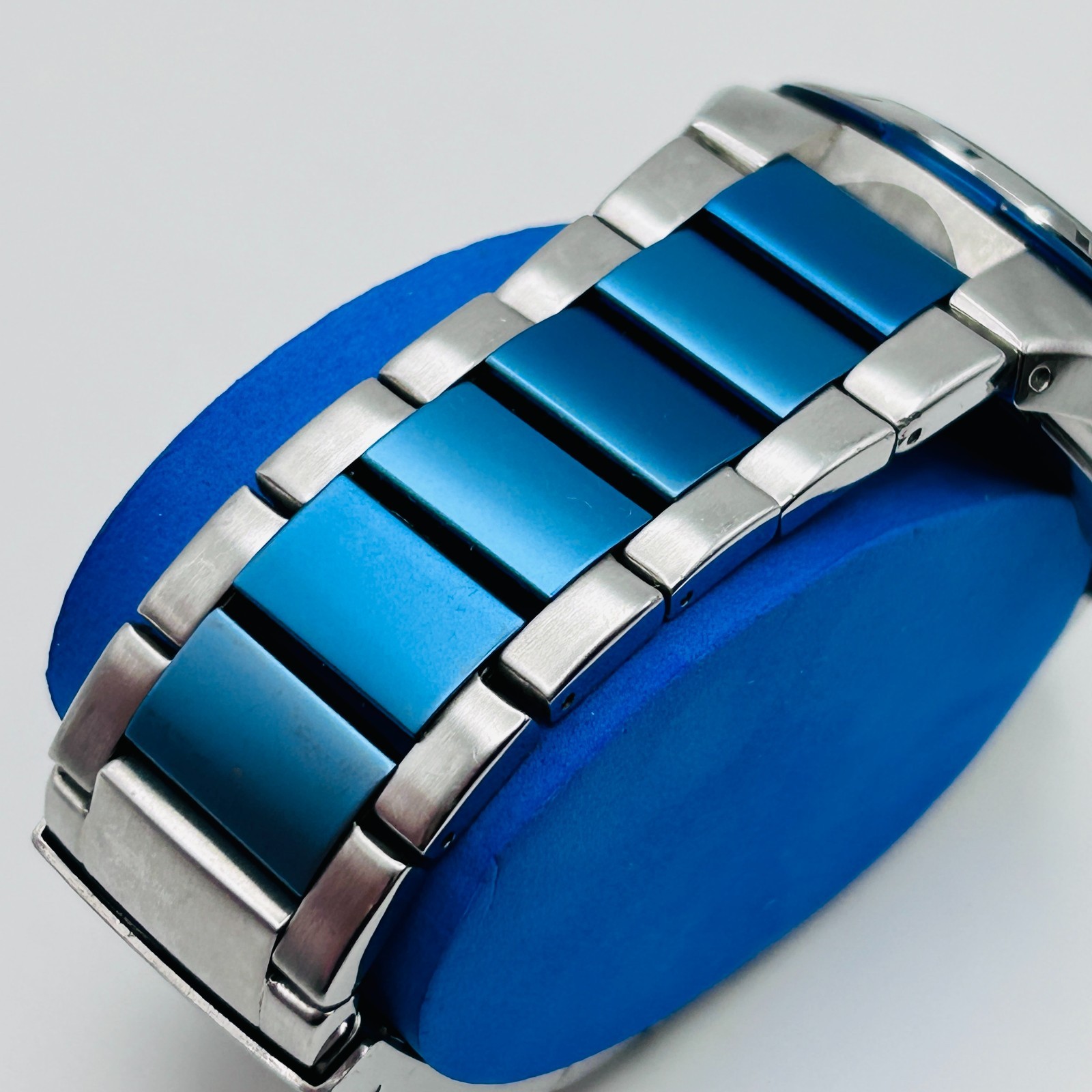 Fossil Superman Limited Edition LL-1007 2109/3000 Watch Blue/Red/Steel