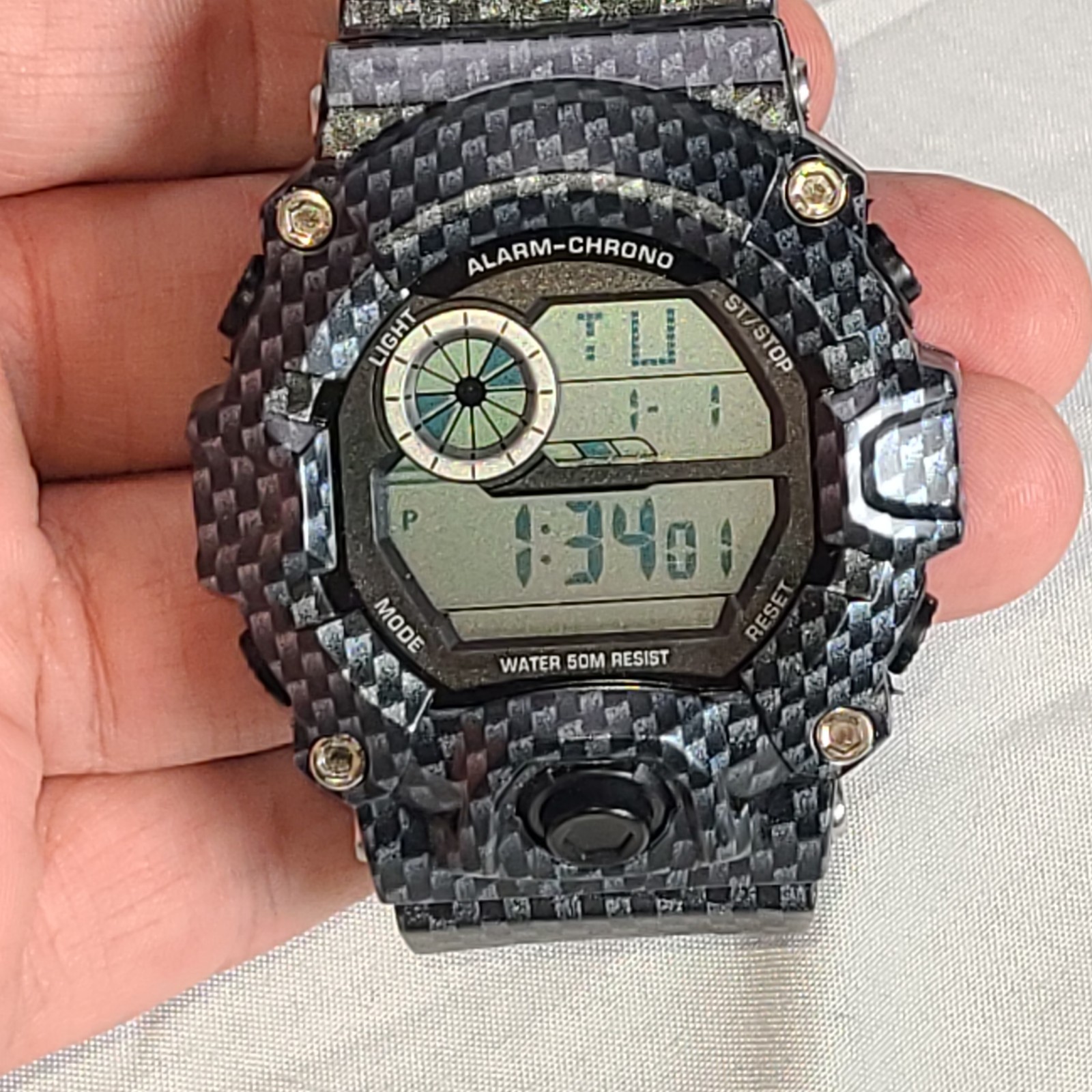 Solar Sports Watch Carbon Fiber LQQK