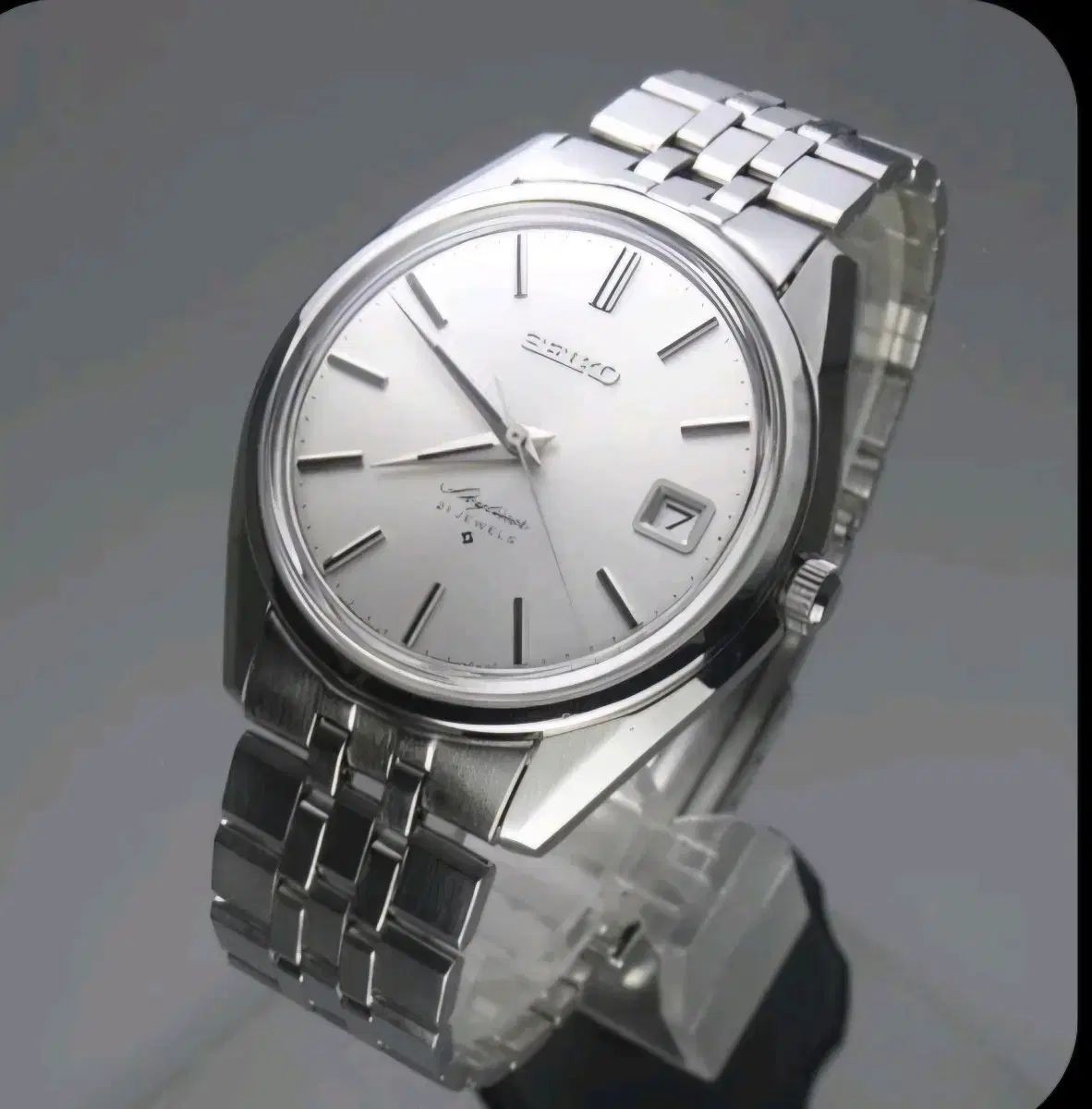 Seiko Skyliner Calendar 6102-8000 21 Jewels Hand Wind Watch