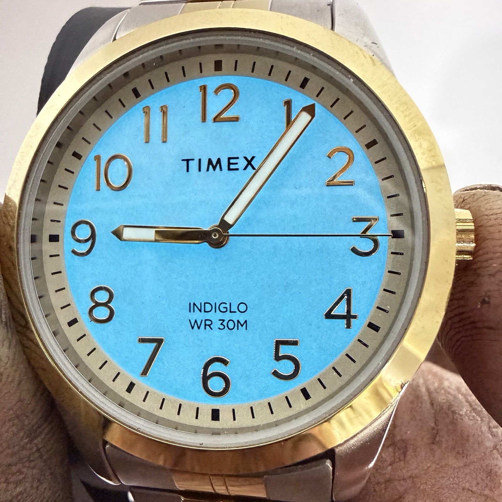 Timex Easy Reader Two-Tone Gold Stainless Expansion Watch TW2V04600 Indiglo