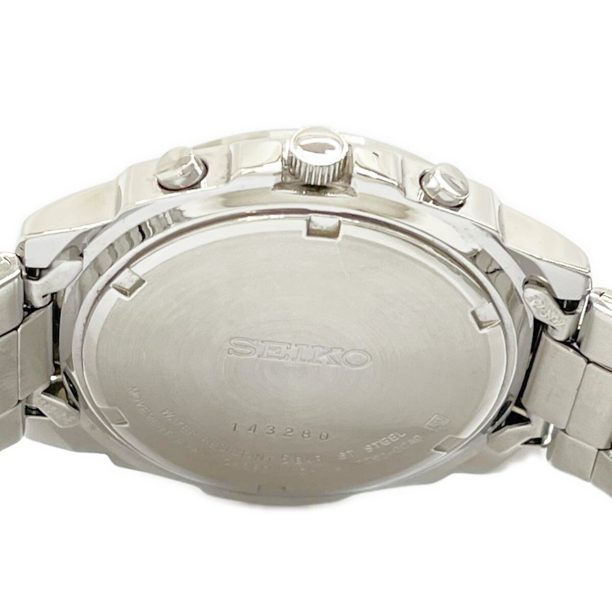 SEIKO wristwatch chronograph blue R8.5 battery replaced in May chronograph hand