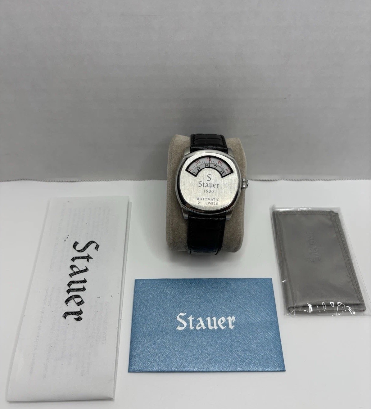 Stauer 1930 Dashtronic Men’s Watch Cotswold Genuine Leather Band Black Works