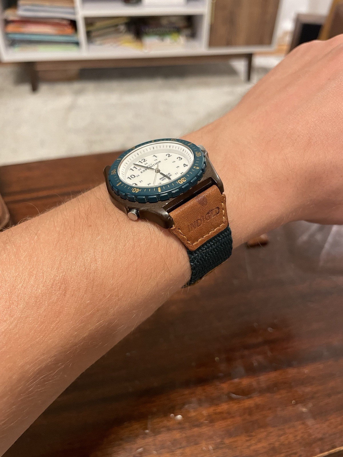 Rotating Green Bezel TIMEX Expedition Indiglo White Dial Leather/Nylon