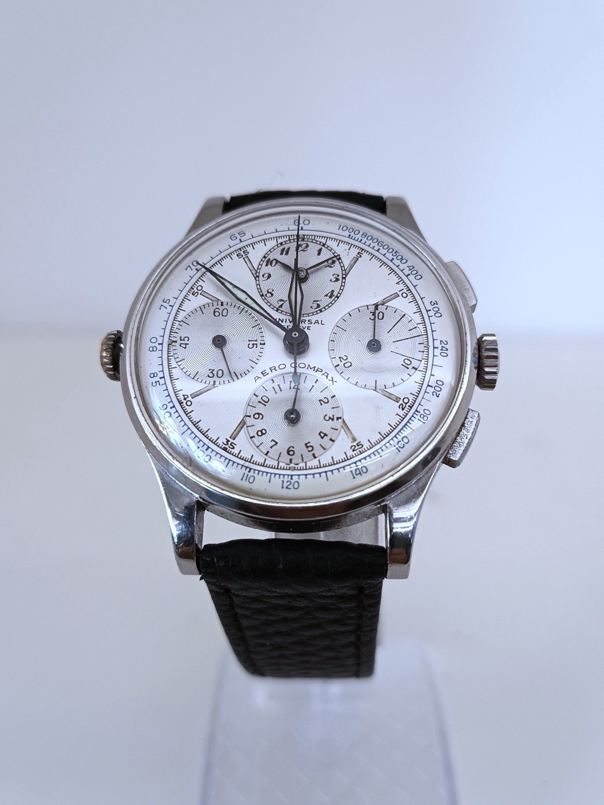 Universal aero-compax, year 1949 ca, vintage