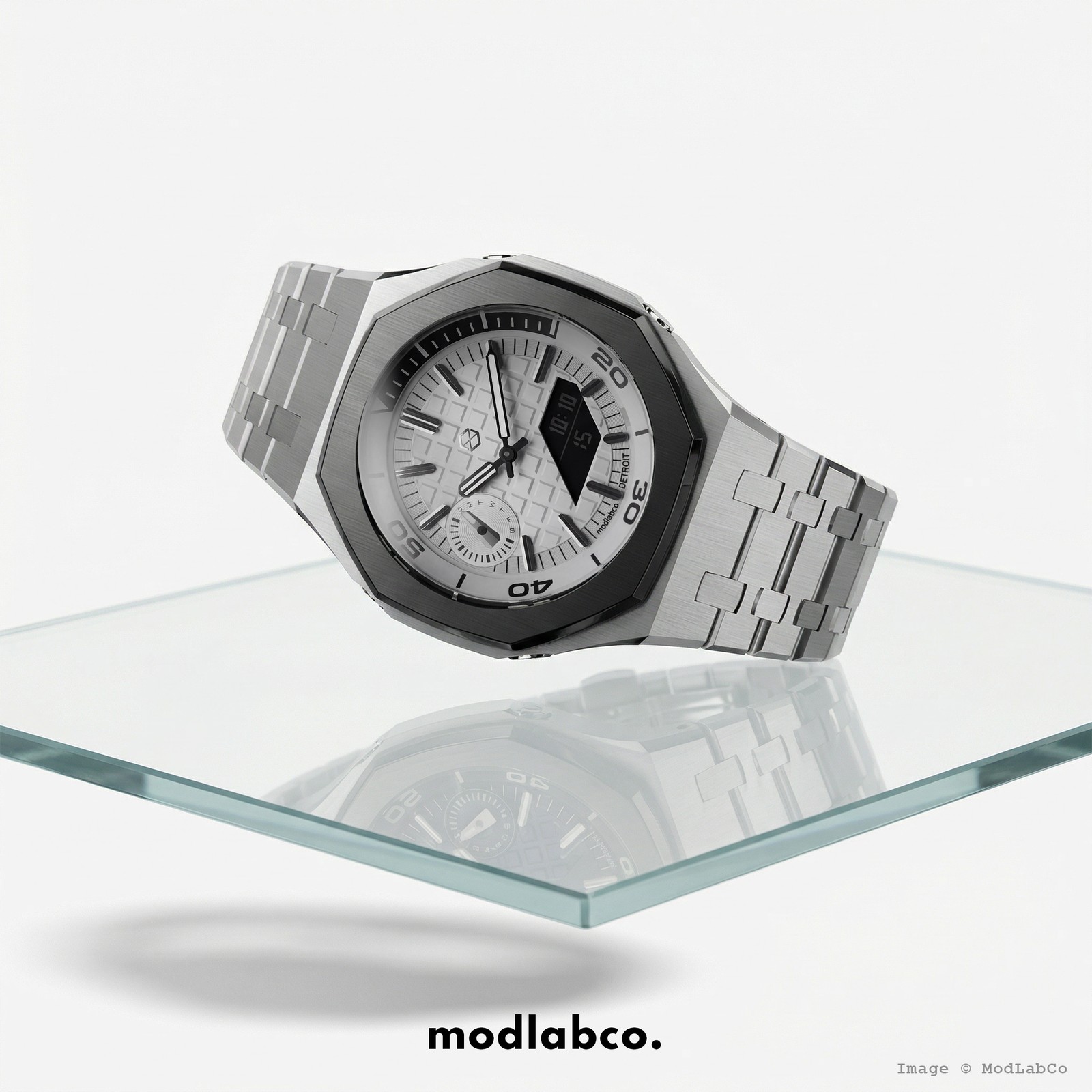 MLC-349 modlab company BESPOKE Octagonal White Dial Silver Metal 42mm Watch