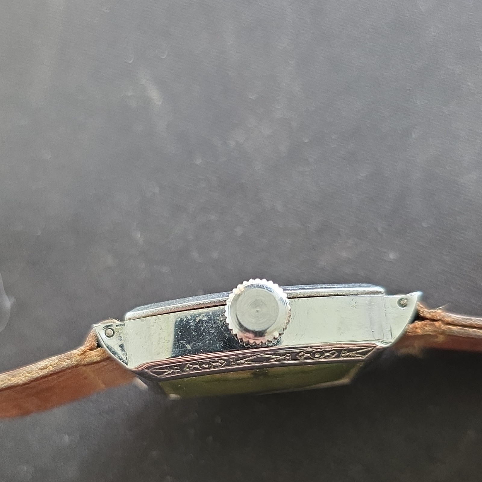 Roy Rogers Trigger Vintage Manual Wind Tonneau Watch Green Cartoon Dial Brown