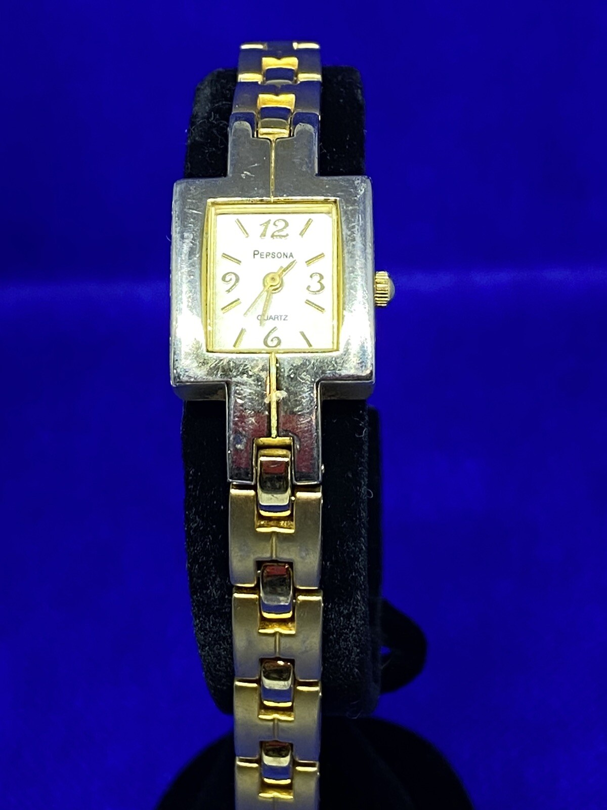 Persona Quartz Gold-toned Wristwatch Bracelet Link Band Not Working