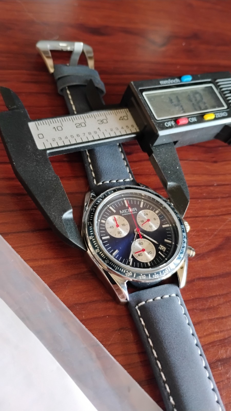 MEGIA CHRONOMETER BLUE WRIST WATCH , “NEW”