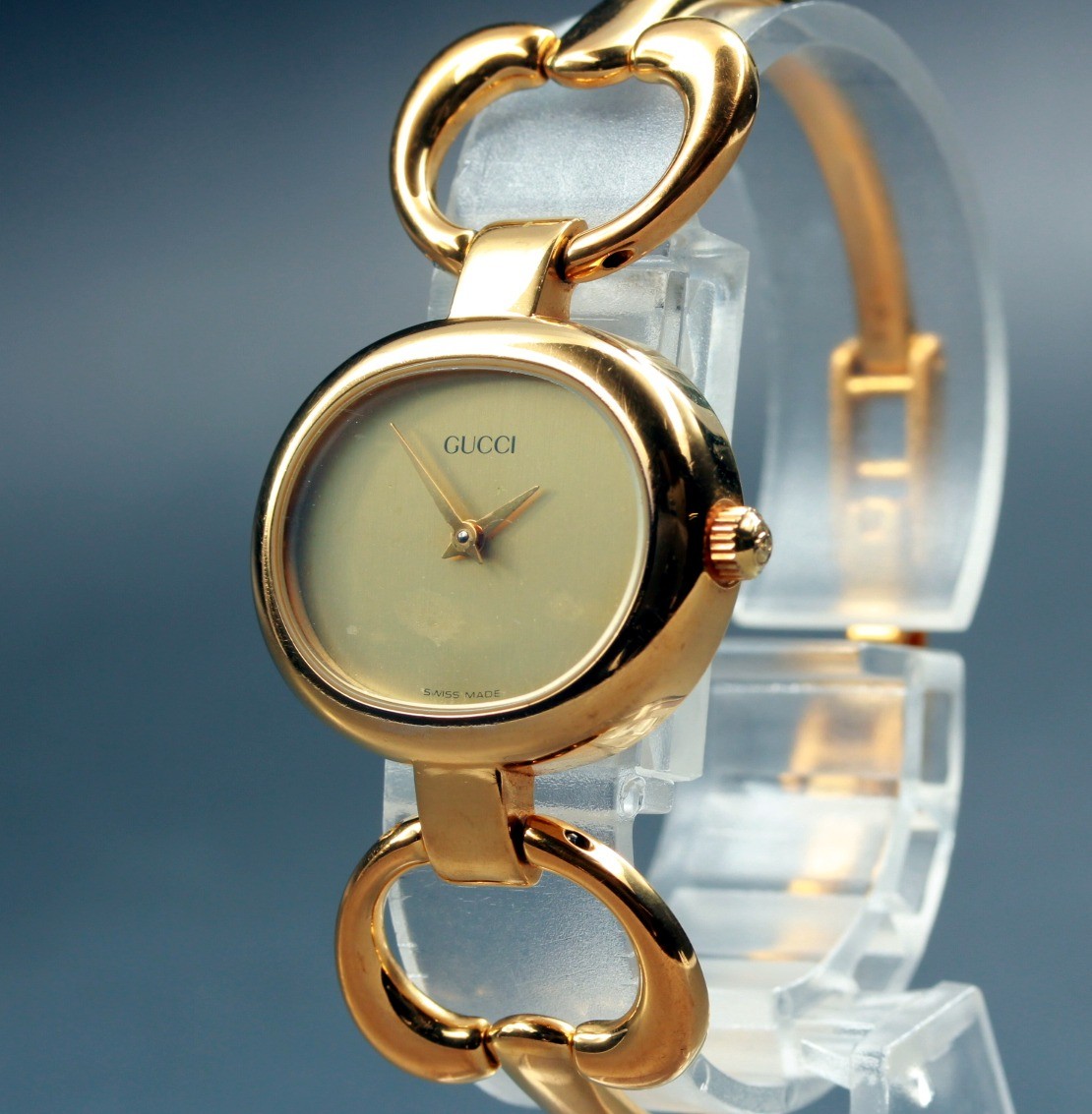 [Near MINT] Vintage Gucci 1600 26mm Gold Dial Bracelet Quartz Women’s Watch